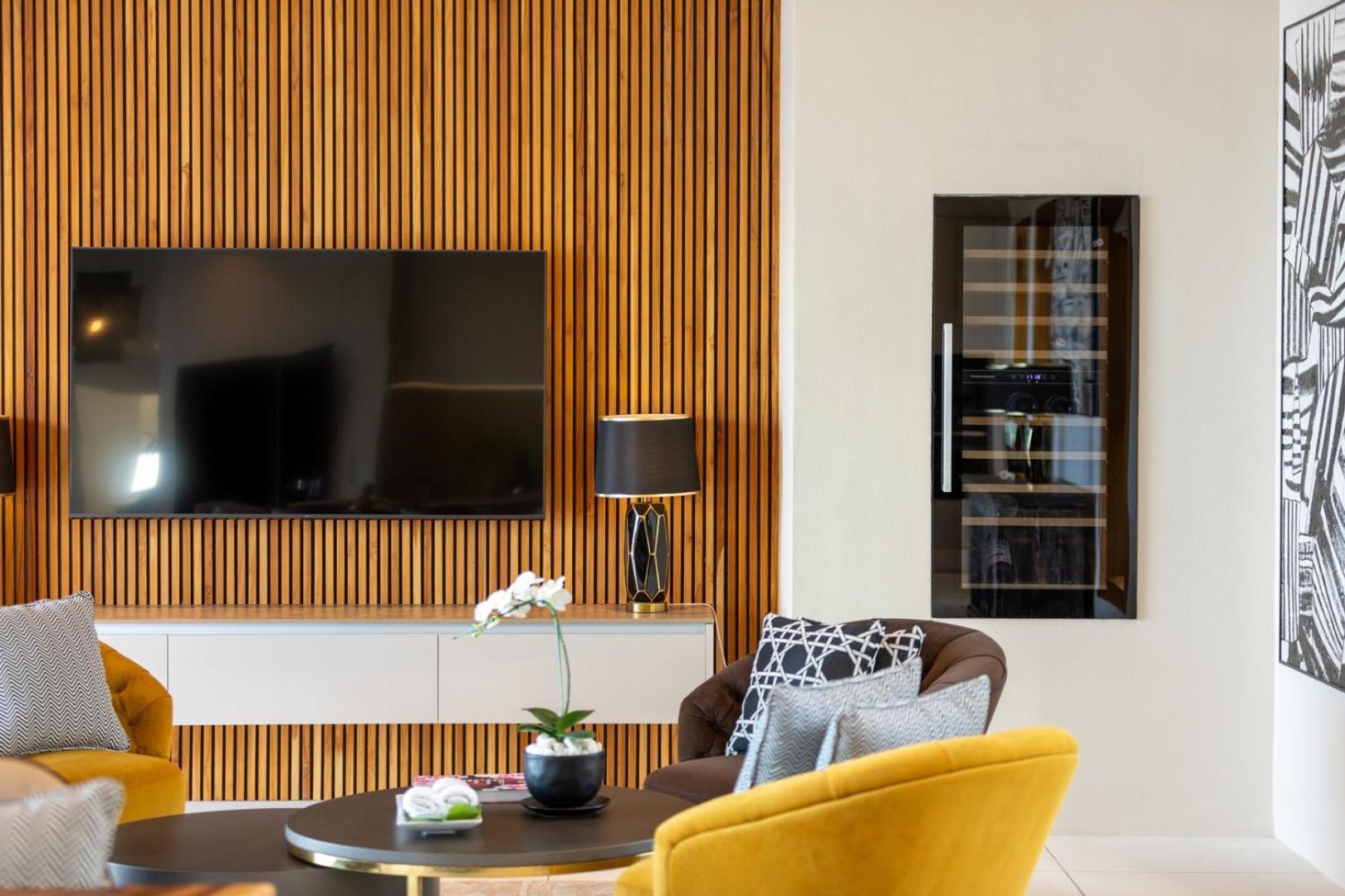 Caprice 4br Private Luxury Estate Sea View * Ban Bang Po