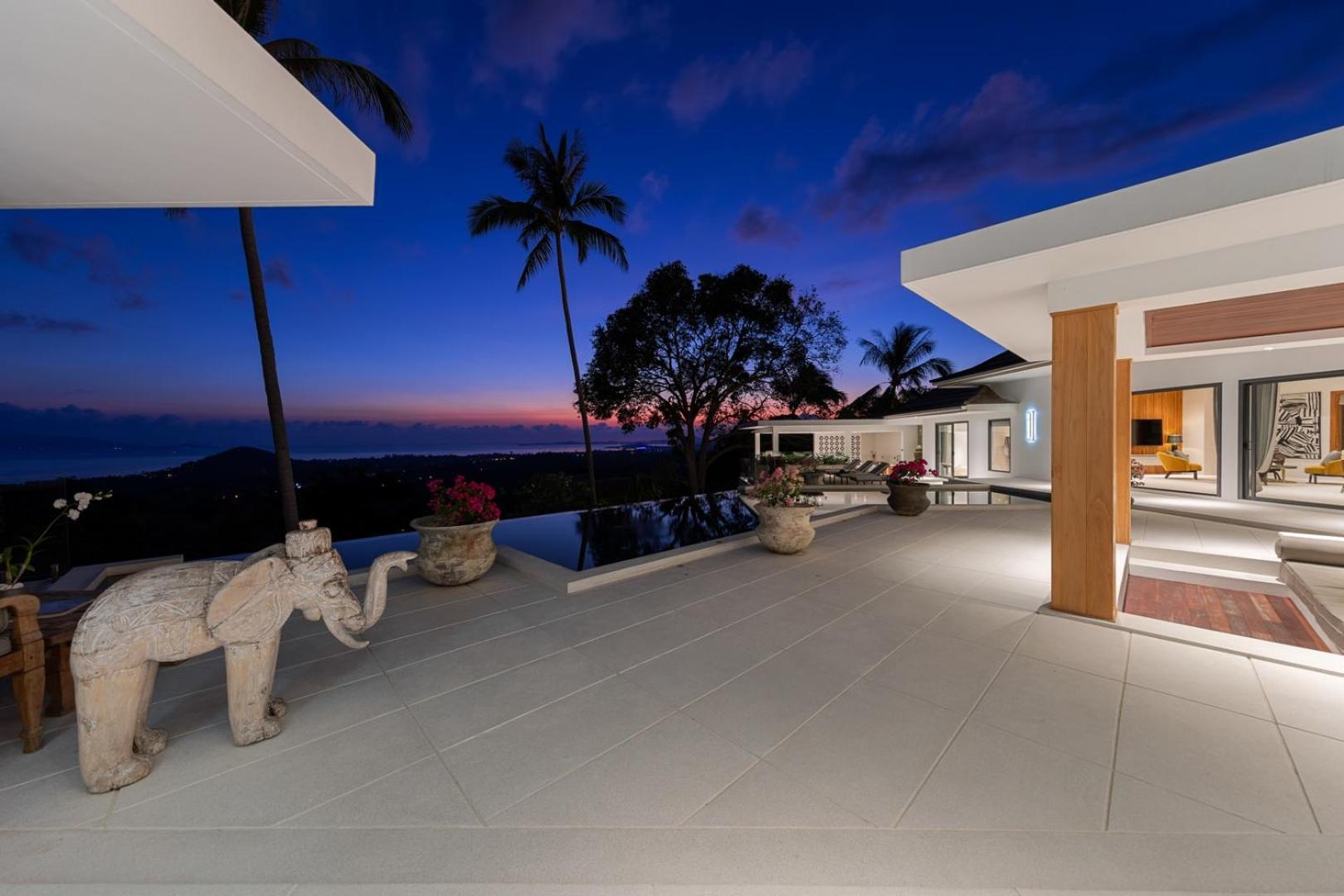 Caprice 4br Private Luxury Estate Sea View * Ban Bang Po